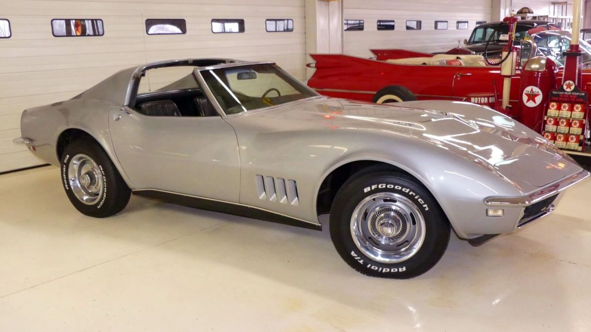 1968 Silver Chevrolet Corvette 2 Door T-Top