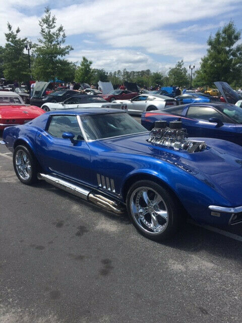 1968 Blue Chevrolet Corvette Coupe
