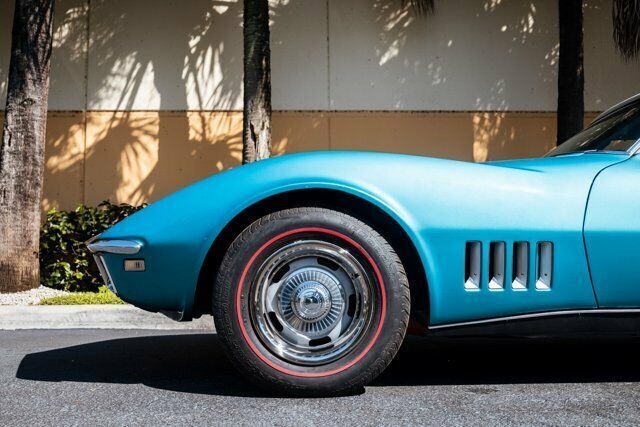 1968 Turquoise Chevrolet Corvette --