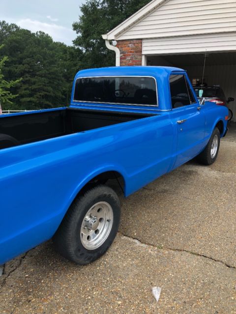 1968 Blue Chevrolet C-10 Long Bed