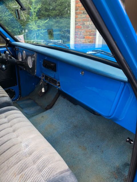 1968 Blue Chevrolet C-10 Long Bed
