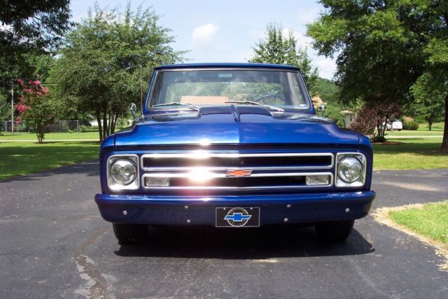1968 Blue Chevrolet C-10 Standard Cab Pickup