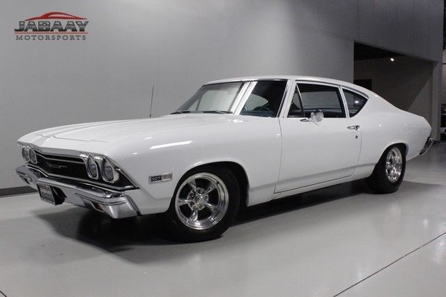 1968 White Chevrolet Malibu Coupe