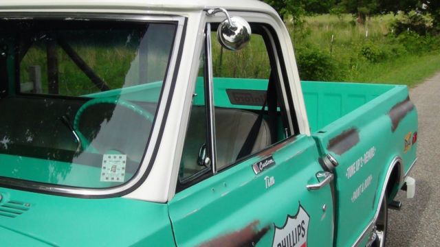 1968 Green / Patina Chevrolet C/K Pickup 1500 Standard Cab Pickup