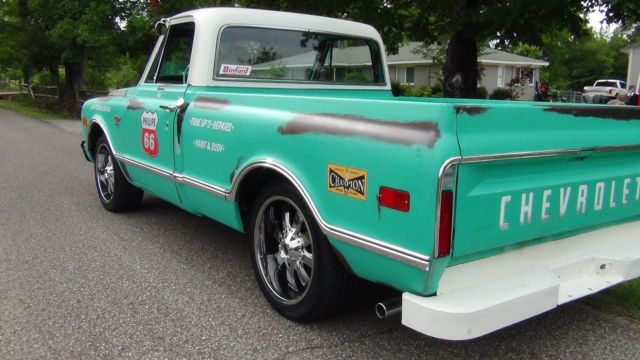 1968 Green / Patina Chevrolet C/K Pickup 1500 Standard Cab Pickup