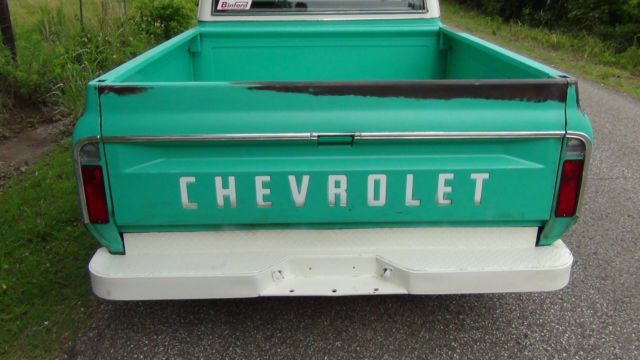 1968 Green / Patina Chevrolet C/K Pickup 1500 Standard Cab Pickup