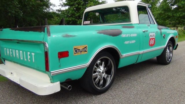 1968 Green / Patina Chevrolet C/K Pickup 1500 Standard Cab Pickup