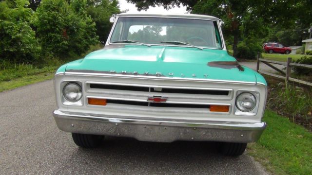 1968 Green / Patina Chevrolet C/K Pickup 1500 Standard Cab Pickup