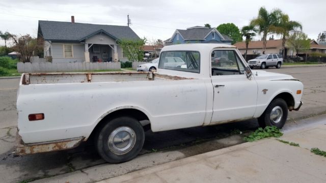 1968 Gold Chevrolet C-10 Standard Cab Pickup
