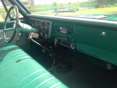 1968 Green Chevrolet C-10