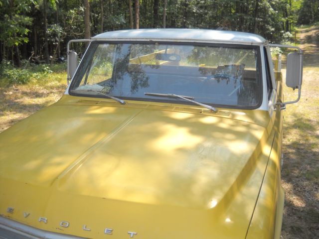 1968 yellow/white Chevrolet C-10
