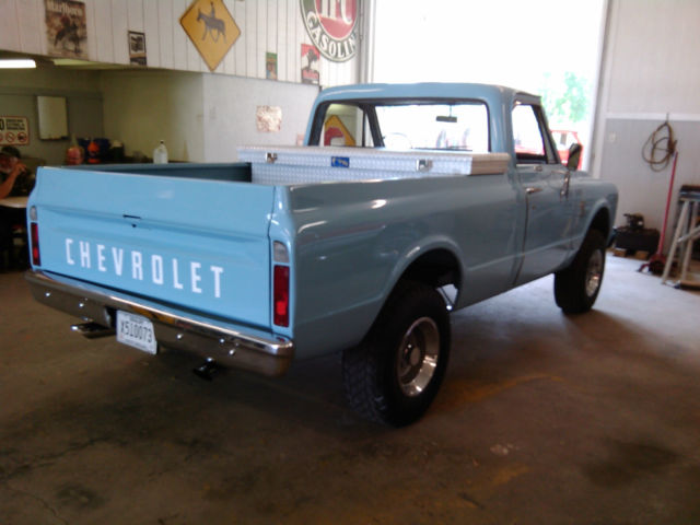 1968 Blue Chevrolet C-10 Standard Cab Pickup
