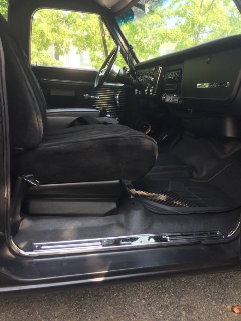 1968 Black Chevrolet C-10