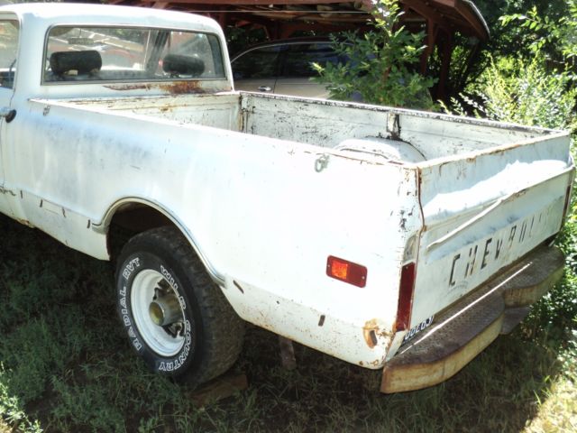 1968 White Chevrolet C-10 Standard Cab Pickup