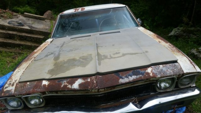 1968 Primer Chevrolet Chevelle Coupe