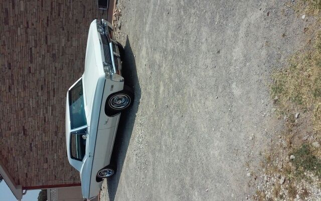 1968 White Chevrolet Impala Hard top