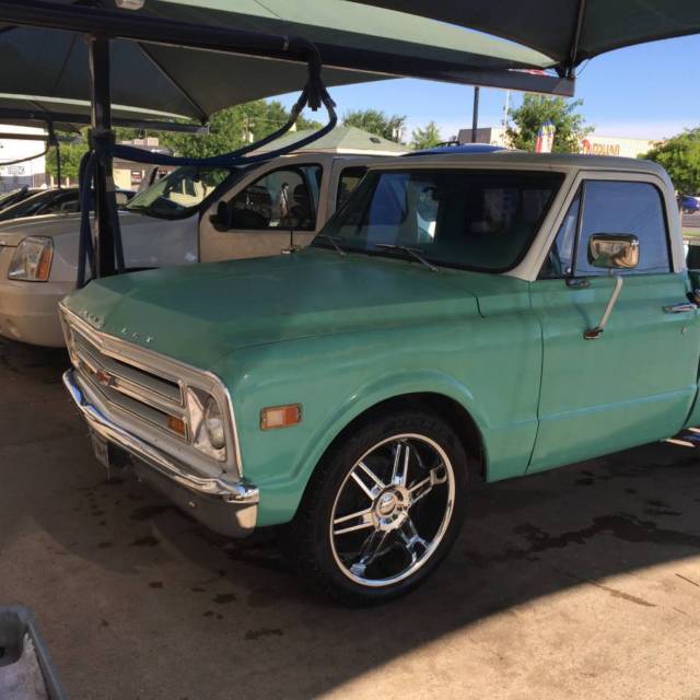 1968 Green Chevrolet C-10 Cab & Chassis