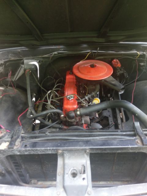 1968 White Chevrolet C-10 pickup