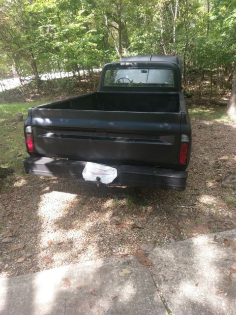 1968 White Chevrolet C-10 pickup