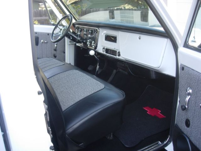 1968 White Chevrolet C-10 Standard Cab Pickup
