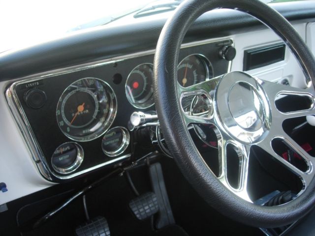 1968 White Chevrolet C-10 Standard Cab Pickup