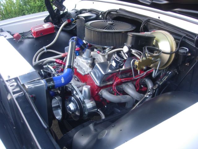 1968 White Chevrolet C-10 Standard Cab Pickup