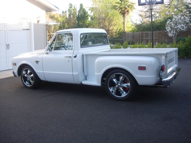 1968 White Chevrolet C-10 Standard Cab Pickup