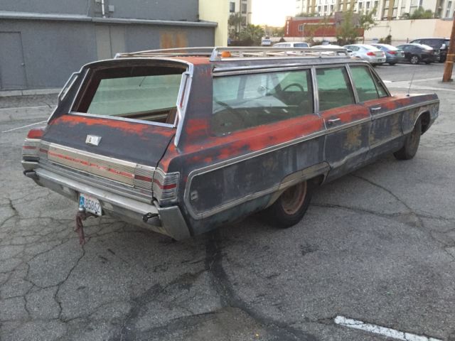 1968 PATINA Chrysler Town & Country Wagon