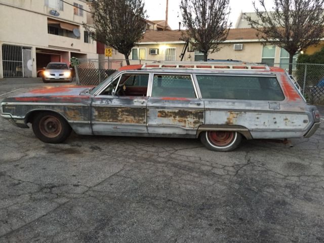 1968 PATINA Chrysler Town & Country Wagon