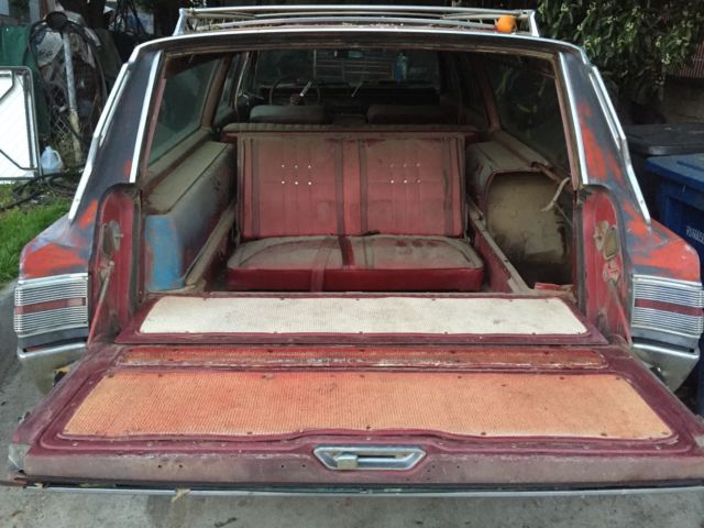 1968 PATINA Chrysler Town & Country Wagon