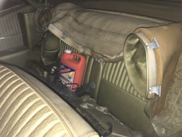 1968 Yellow Oldsmobile Cutlass Coupe