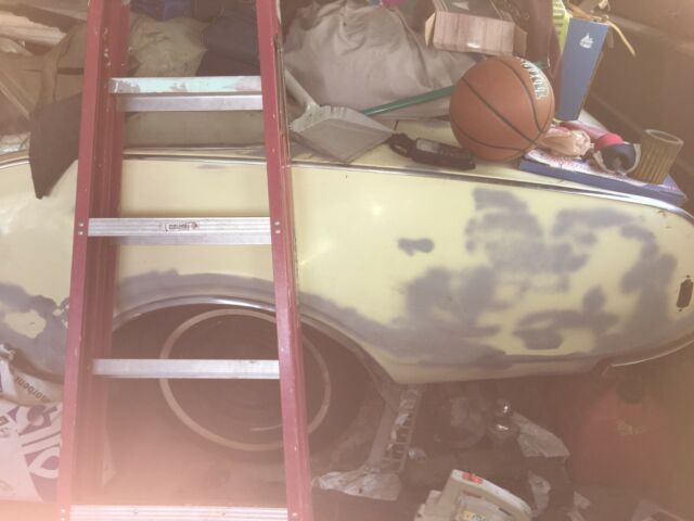 1968 Yellow Oldsmobile Cutlass Coupe