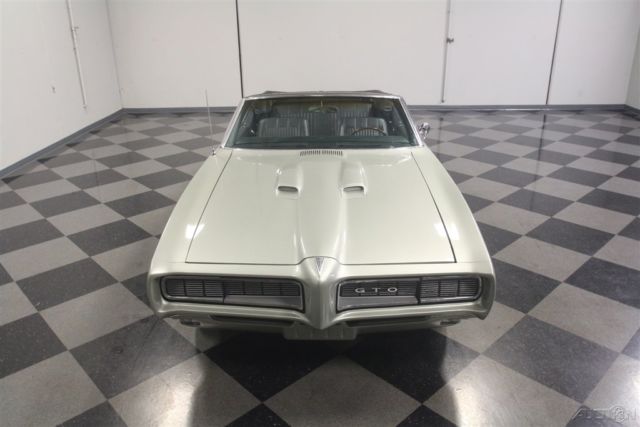 1968 Green Pontiac GTO