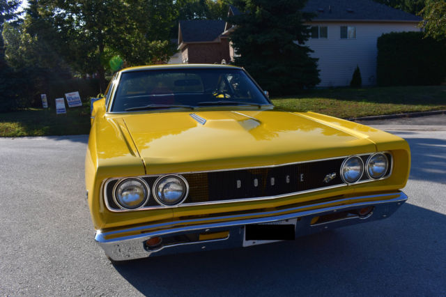 1968 Yellow Dodge Coronet