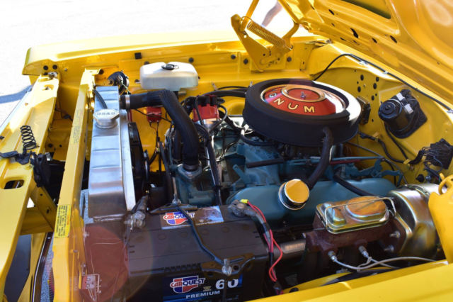 1968 Yellow Dodge Coronet