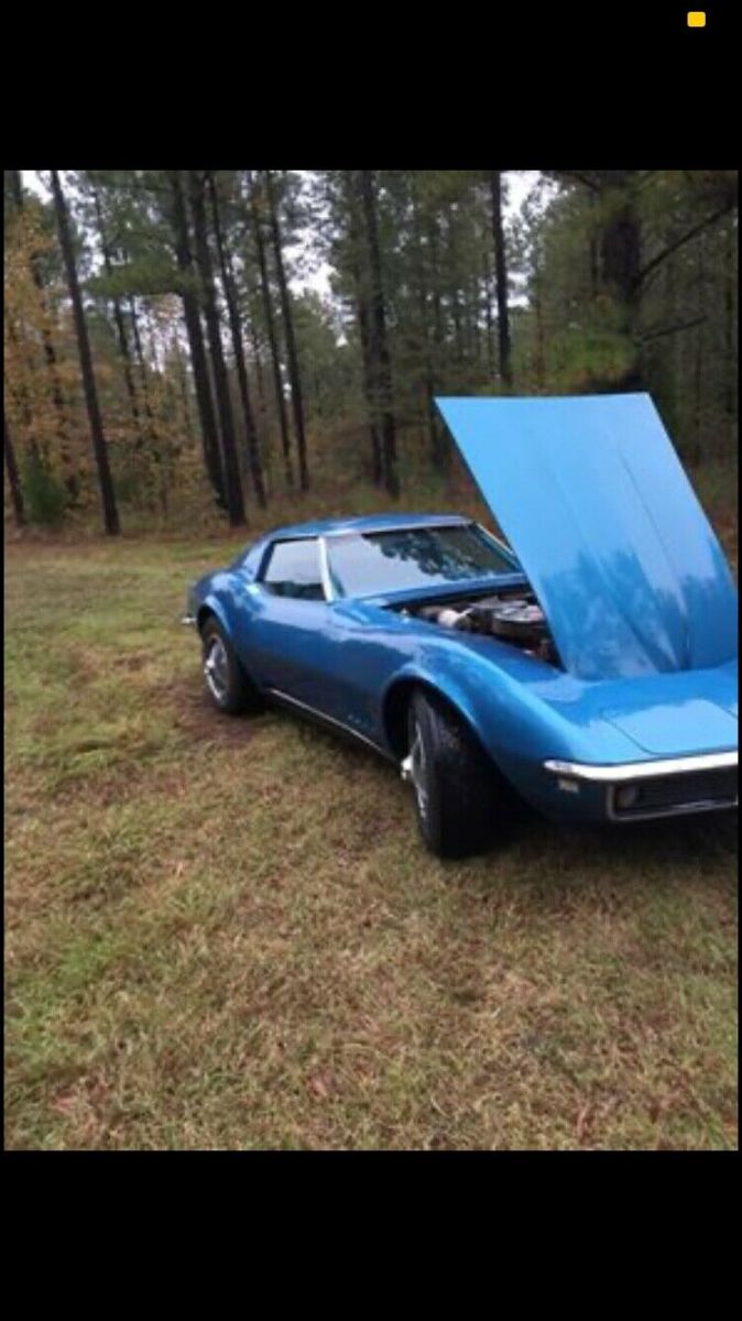 1968 Blue Chevrolet Corvette Coupe