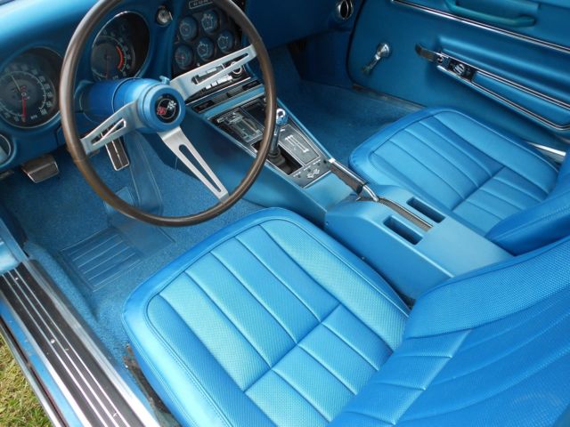 1968 lemans blue Chevrolet Corvette Coupe