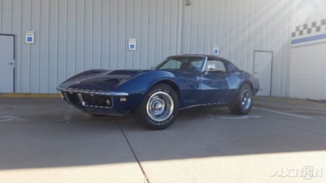 1968 Blue Chevrolet Corvette Coupe