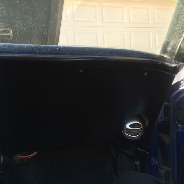 1968 Blue Chevrolet Corvette COUPE