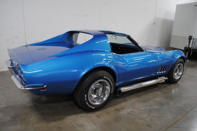 1968 Blue Chevrolet Corvette