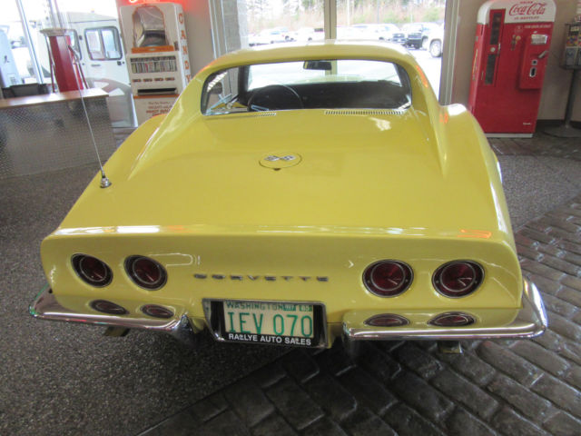 1968 Yellow Chevrolet Corvette