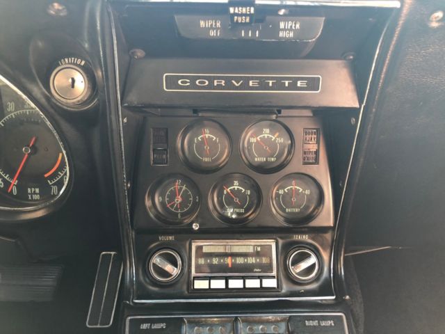 1968 Silver Chevrolet Corvette Coupe