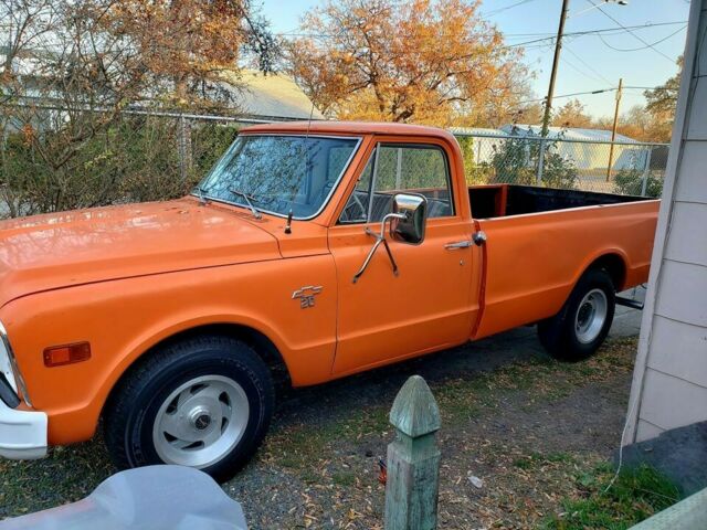 1968 Orange Chevrolet C-10