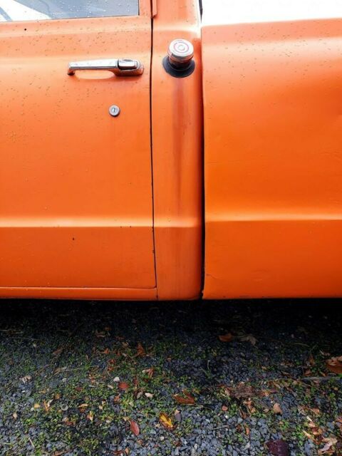 1968 Orange Chevrolet C-10