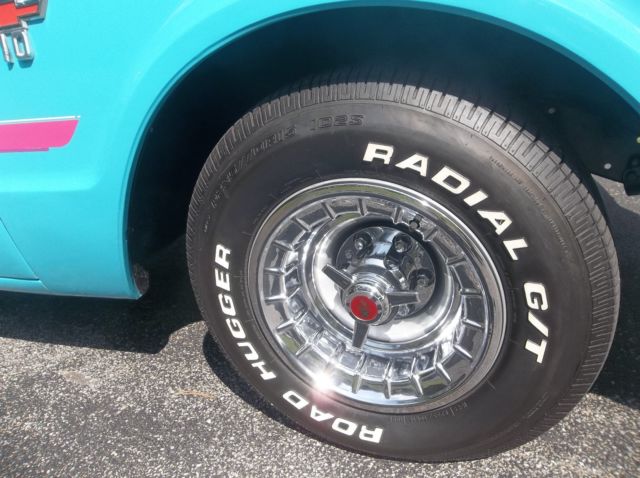 1968 turquise Chevrolet C-10