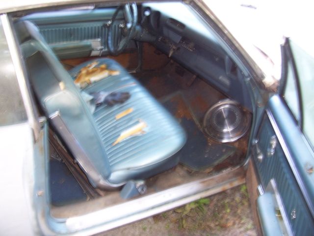 1968 Blue Oldsmobile Cutlass Coupe