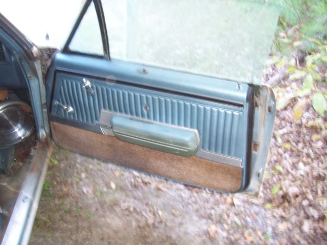 1968 Blue Oldsmobile Cutlass Coupe