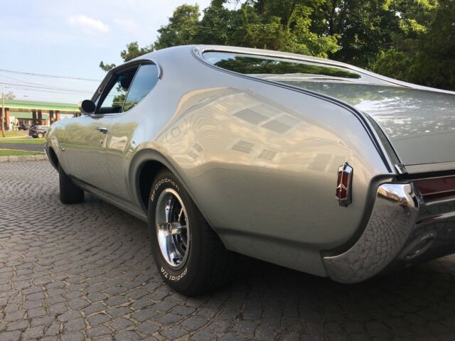 1968 Oldsmobile Cutlass