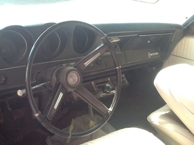 1968 Green Oldsmobile Cutlass Convertible