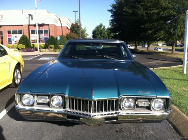 1968 Aquamarine Oldsmobile Cutlass